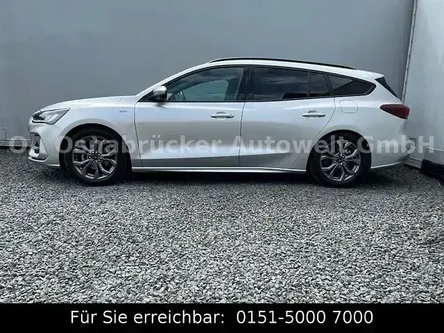 Gebraucht Ford Focus ST-Line 116 PS (85 kW) 2025 Silber Limousine
