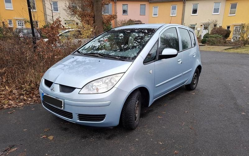Grau Gebraucht 2006 Mitsubishi Colt Invite Limousine | 1.200 € (Guter Preis) - Bild 1/4