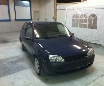 Gebraucht Ford Fiesta 50 PS (36 kW) 2001 Blau Kleinwagen