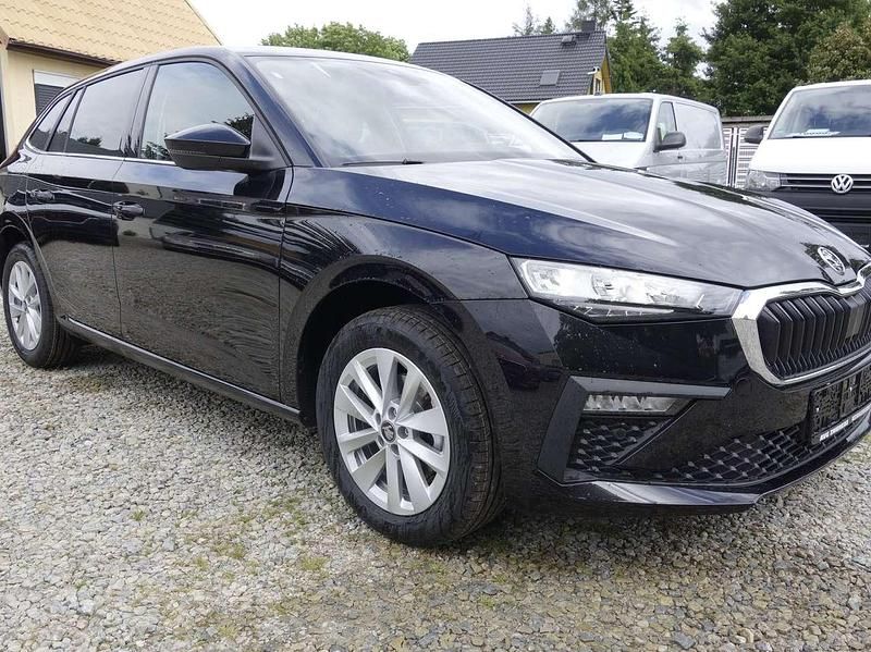 Schwarzmagic perleffekt Neu 2025 Skoda Scala Selection Kleinwagen | 23.800 € (Guter Preis) - Bild 1/4