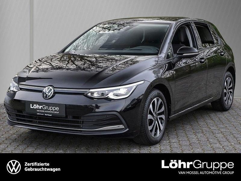 Gebraucht VW Golf VIII Active 150 PS (110 kW) 2023 Schwarz Limousine