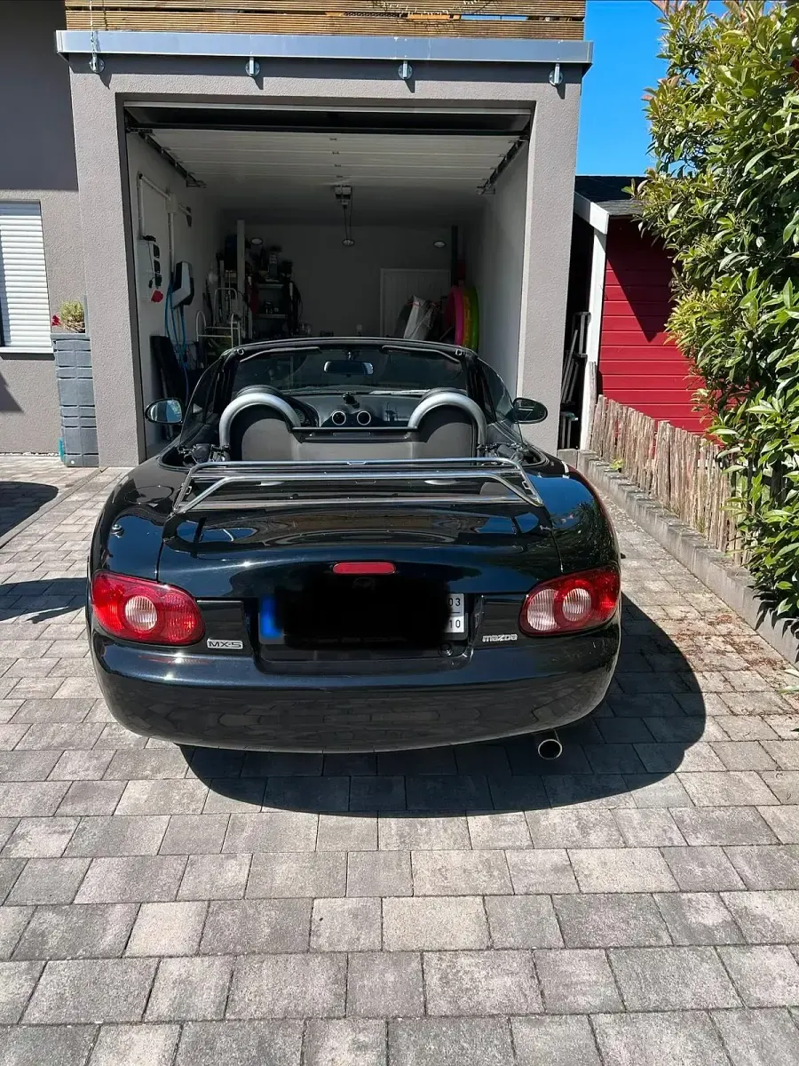 Gebraucht Mazda MX5 110 PS (80 kW) 2004 Schwarz Cabrio