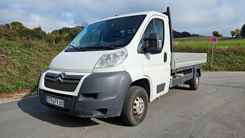 Weiß Gebraucht 2012 Citroën Jumper Van / Kleinbus | 11.900 € (Fairer Preis) - Bild 1/4