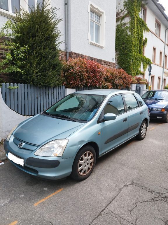 Blau Gebraucht 2002 Honda Civic S Limousine | 1.900 € (Fairer Preis) - Bild 1/4