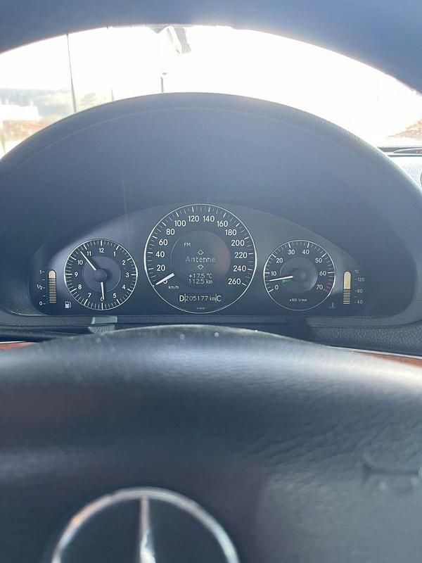 Gebraucht Mercedes E280 Elegance 231 PS (169 kW) 2008 Schwarz Kombi