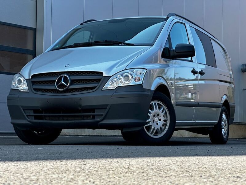 Silber Gebraucht 2013 Mercedes Vito Van | 11.911 € (Guter Preis) - Bild 1/4