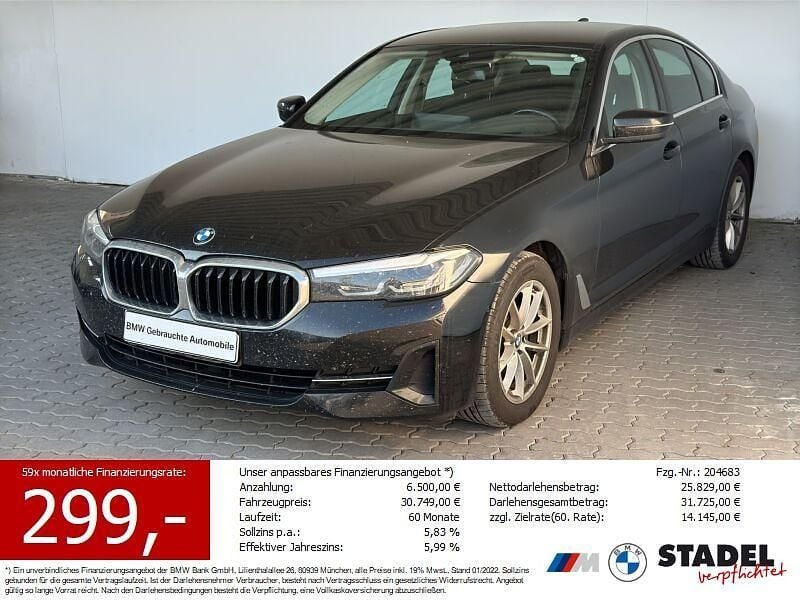 Schwarz uni Gebraucht 2022 BMW 520 Limousine | 29.438 € (Superpreis) - Bild 1/4