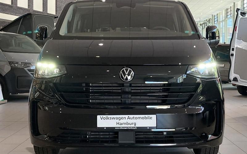 Neu VW Caravelle Life 160 kW (218 PS) 2025 Schwarz Van / Kleinbus