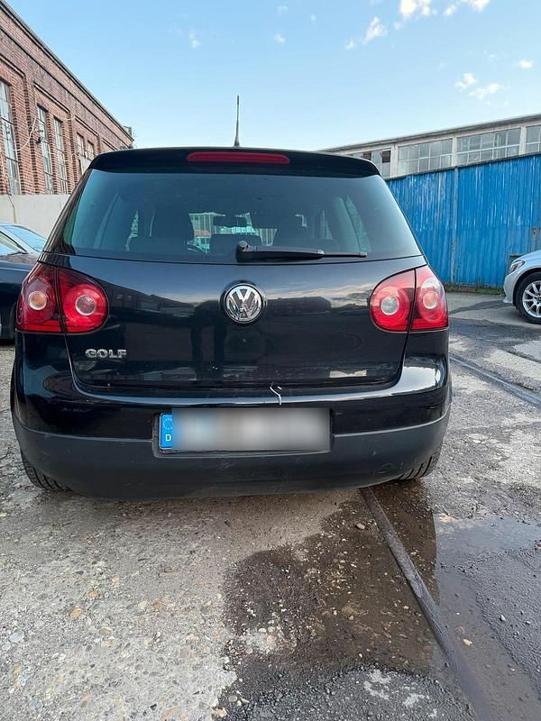 Gebraucht VW Golf V 105 PS (77 kW) 2008 Schwarz Kleinwagen