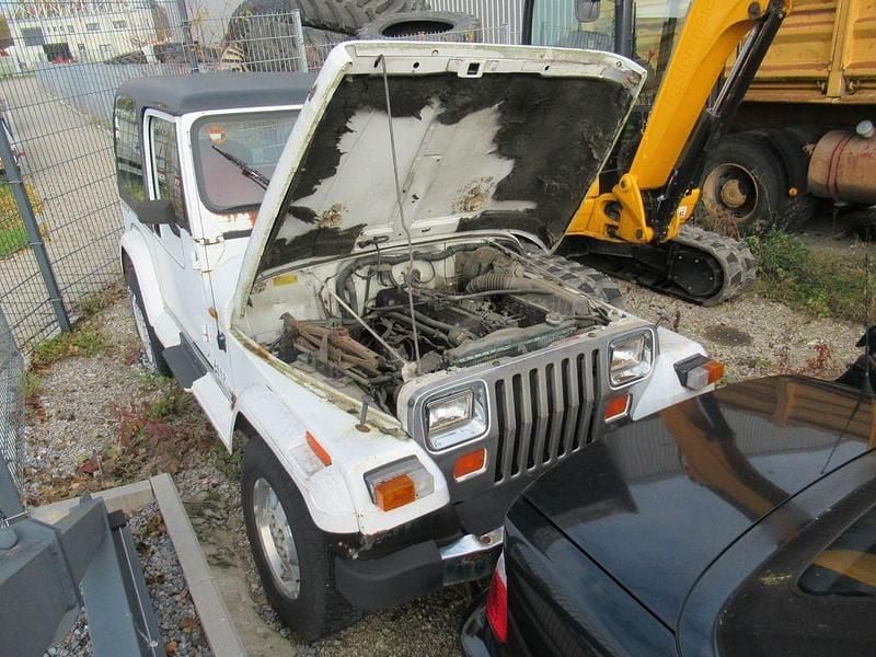 Gebraucht Jeep Wrangler 178 PS (130 kW) 1992 Weiß SUV