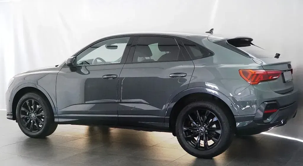 Gebraucht Audi Q3 Sportback S-Line 150 PS (110 kW) 2023 Grau SUV