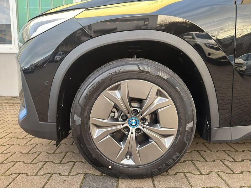 Gebraucht BMW iX1 Performance 225 kW (306 PS) 2023 Schwarz SUV