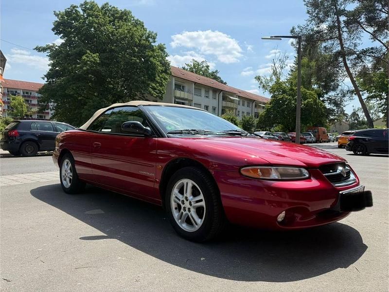 Rot Gebraucht 1996 Chrysler Stratus Cabrio | 4.150 € - Bild 1/4