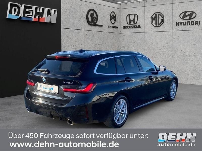 Gebraucht BMW 330 M Sport 286 PS (210 kW) 2023 Schwarz Kombi
