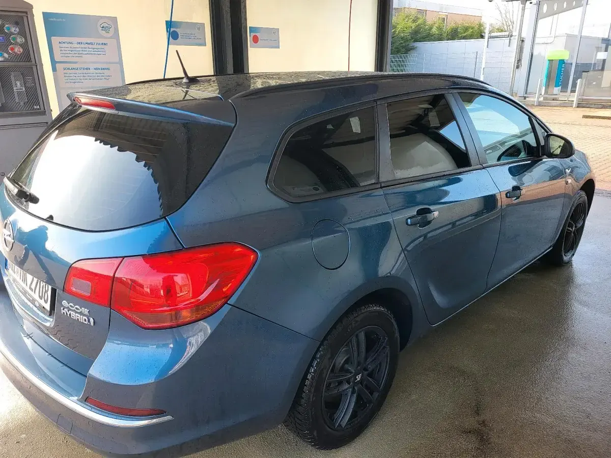 Gebraucht Opel Astra Eco 110 PS (80 kW) 2016 Blau Kombi