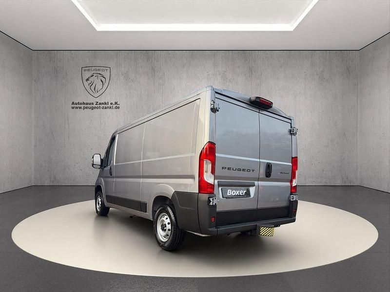 Neu Peugeot Boxer 140 PS (102 kW) 2025 Grau Van