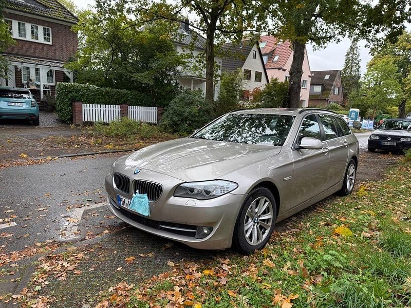 Beige Gebraucht 2010 BMW 525 Kombi | 8.600 € (Superpreis) - Bild 1/4