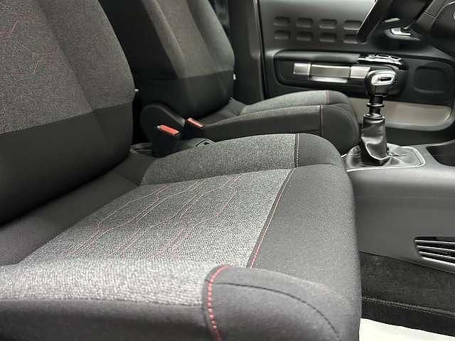 Gebraucht Citroën C3 Shine 110 PS (80 kW) 2019 Grau metallic Kleinwagen