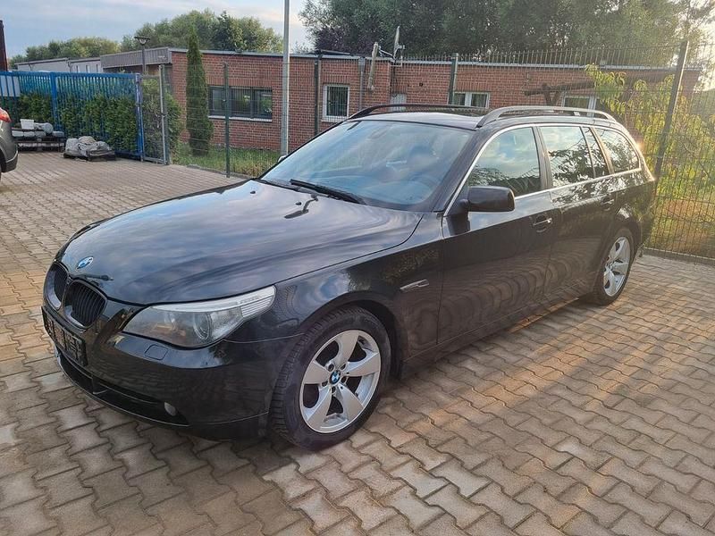 Gebraucht BMW 523 177 PS (130 kW) 2007 Schwarz Kombi