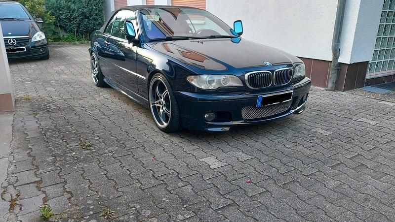 Schwarz Gebraucht 2004 BMW 330 Cabriolet Shadowline Cabrio | 11.000 € (Guter Preis) - Bild 1/4