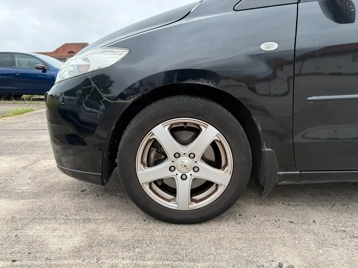 Gebraucht Mazda 5 143 PS (105 kW) 2008 Schwarz Van / Kleinbus