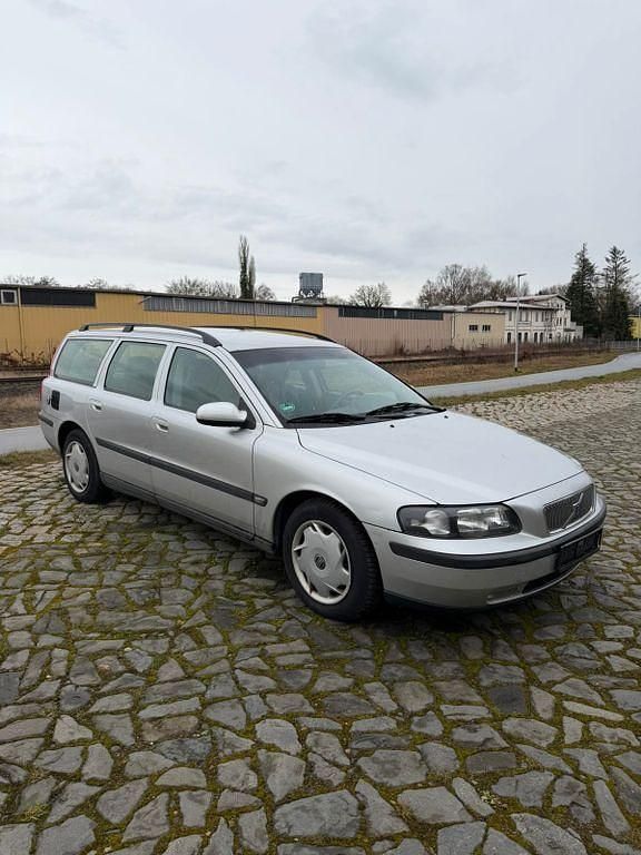 Gebraucht Volvo V70 170 PS (125 kW) 2002 Silber Kombi