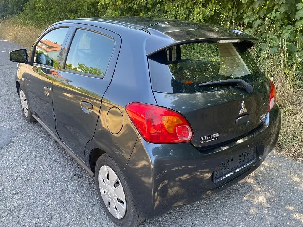Gebraucht Mitsubishi Space Star 71 PS (52 kW) 2014 Grau Van / Kleinbus