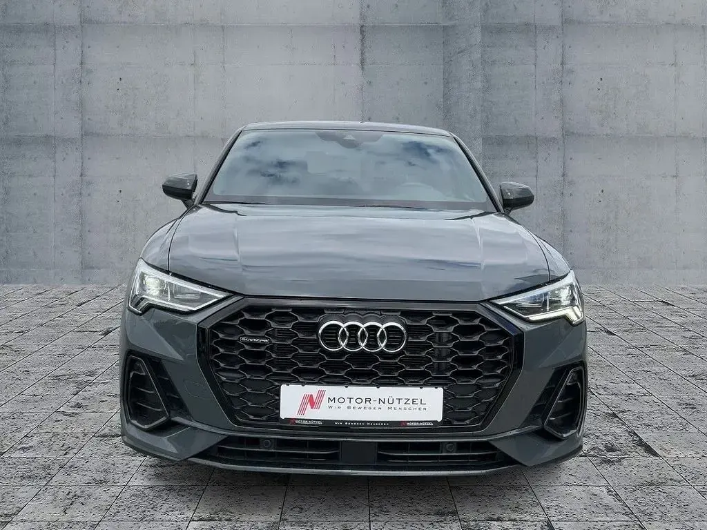 Gebraucht Audi Q3 Sportback Sport 200 PS (147 kW) 2023 Grau SUV