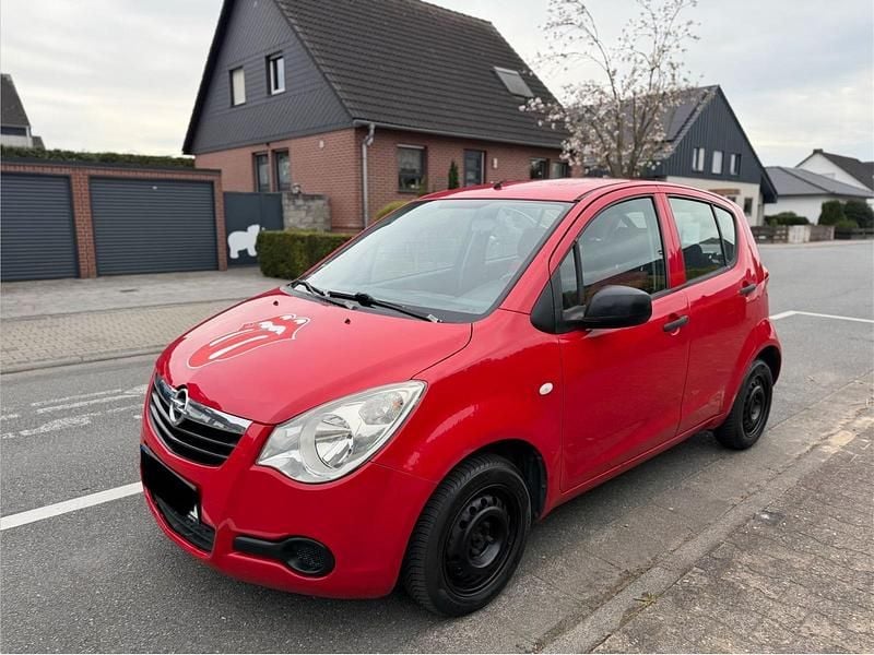 Gebraucht Opel Agila 65 PS (47 kW) 2009 Rot Kleinwagen