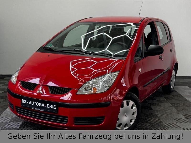 Gebraucht Mitsubishi Colt 95 PS (69 kW) 2009 Rot Limousine