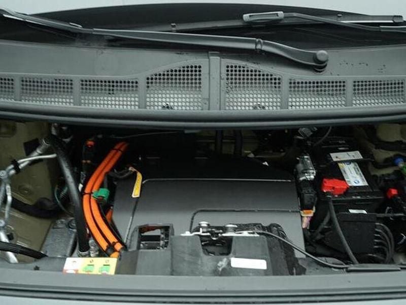 Gebraucht Citroën e-Spacetourer 100 kW (136 PS) 2025 Grau Van