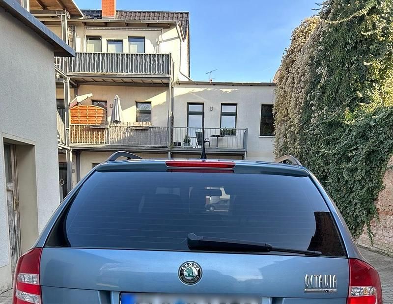 Gebraucht Skoda Octavia Classic 2007 Blau Kombi