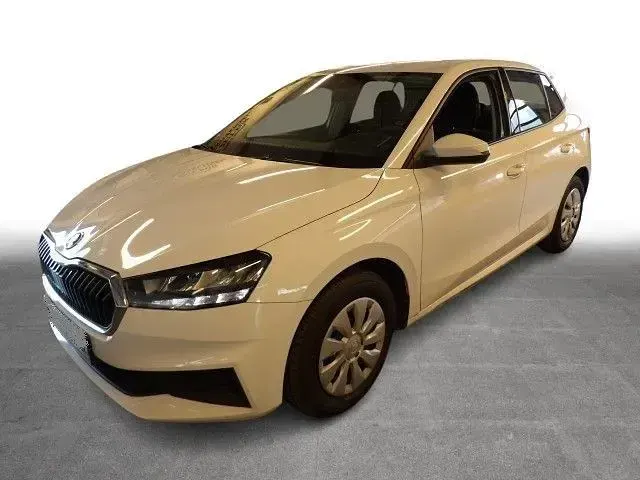 Gebraucht Skoda Fabia Active 65 PS (47 kW) 2022 Weiß Kleinwagen