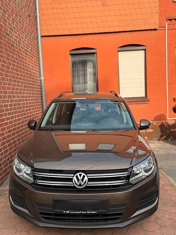 Braun Gebraucht 2014 VW Tiguan SUV | 11.500 € (Guter Preis) - Bild 1/4