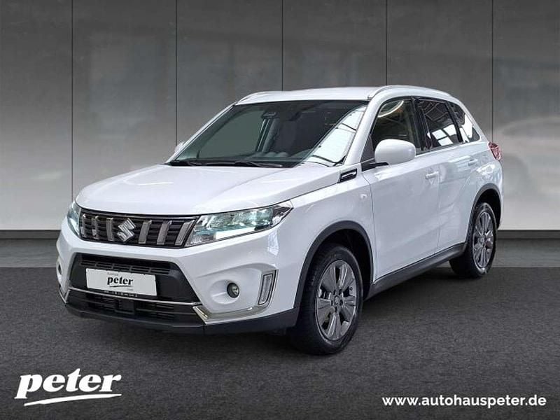 Weiß Gebraucht 2024 Suzuki Vitara Comfort SUV | 20.840 € (Etwas zu teuer) - Bild 1/4
