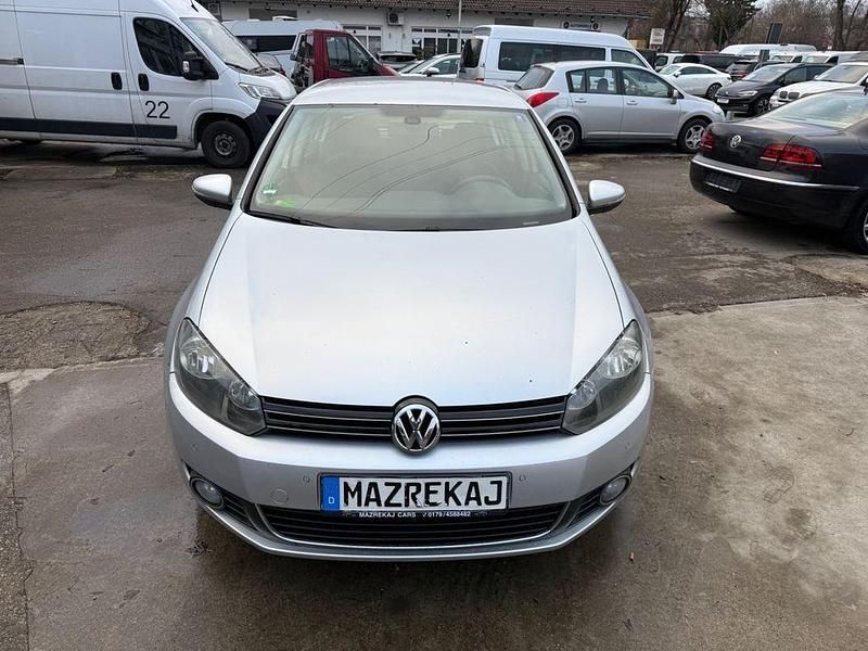 Gebraucht VW Golf VI Trendline 102 PS (75 kW) 2010 Silber Kleinwagen
