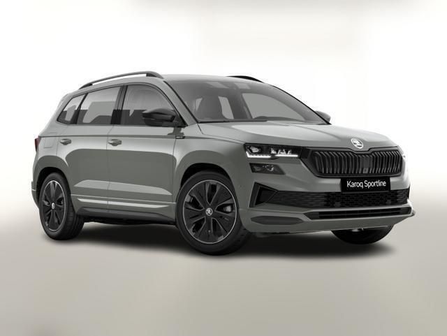 Grau Neu 2025 Skoda Karoq SportLine SUV | 37.027 € (Guter Preis) - Bild 1/1