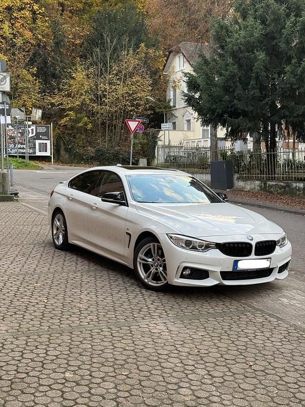 Weiß Gebraucht 2017 BMW 420 Gran Coupé M Sport Coupé | 16.000 € (Superpreis) - Bild 1/4