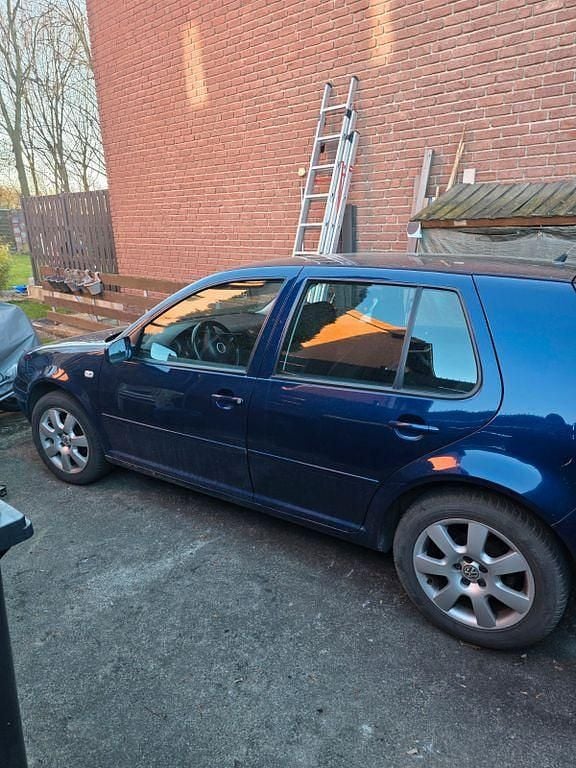 Gebraucht VW Golf IV Pacific 75 PS (55 kW) 2003 Blau Limousine