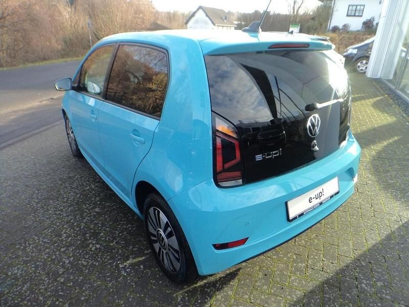 Second-hand VW e-up! 61 kW (83 CP) 2022 Hatchback