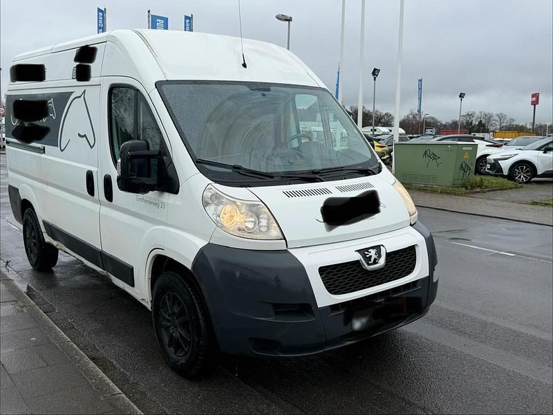Gebraucht Peugeot Boxer 129 PS (94 kW) 2013 Weiß Van