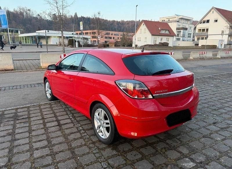 Gebraucht Opel Astra GTC 101 PS (74 kW) 2006 Rot Coupé
