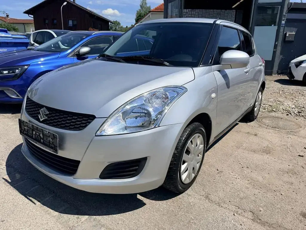 Gebraucht Suzuki Swift Club 94 PS (69 kW) 2011 Silber Kleinwagen