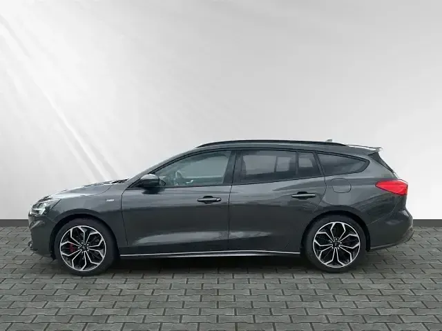 Gebraucht Ford Focus ST-Line X 155 PS (114 kW) 2022 Magnetic grau metallic Kombi