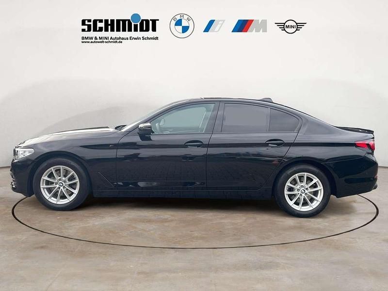 Gebraucht BMW 520 190 PS (139 kW) 2018 Schwarz uni Limousine