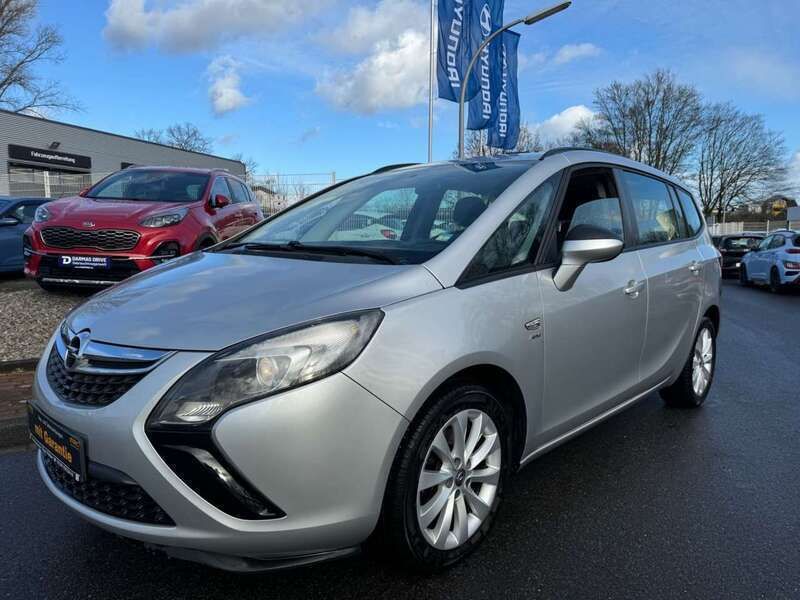 Silber Gebraucht 2013 Opel Zafira Edition Van / Kleinbus | 8.490 € (Fairer Preis) - Bild 1/4