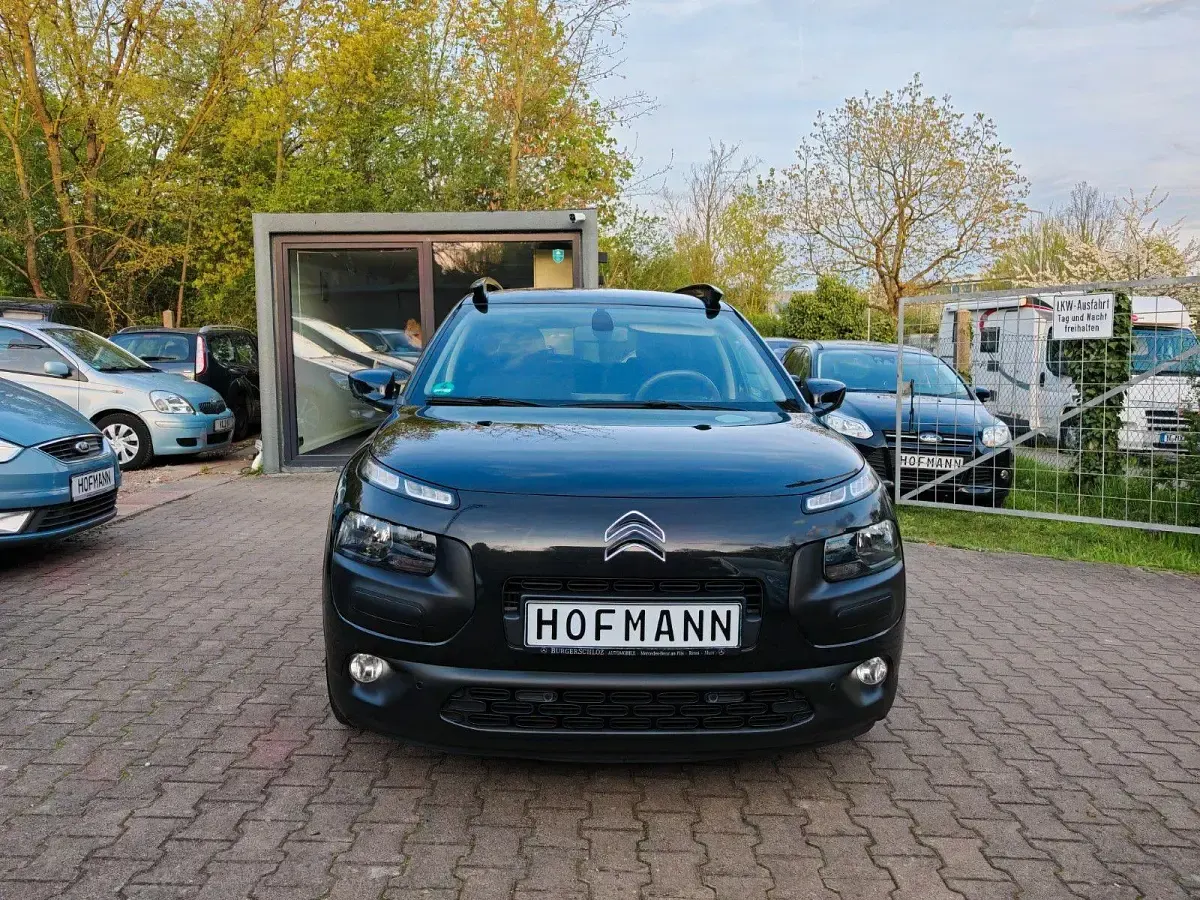 Gebraucht Citroën C4 Shine 99 PS (72 kW) 2016 Schwarz SUV