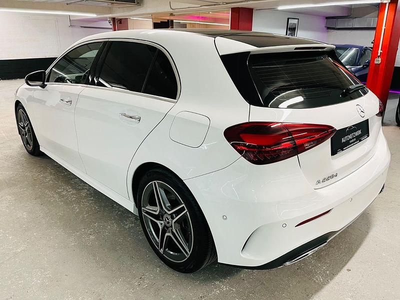 Gebraucht Mercedes A220 AMG line 190 PS (139 kW) 2023 Weiß Limousine