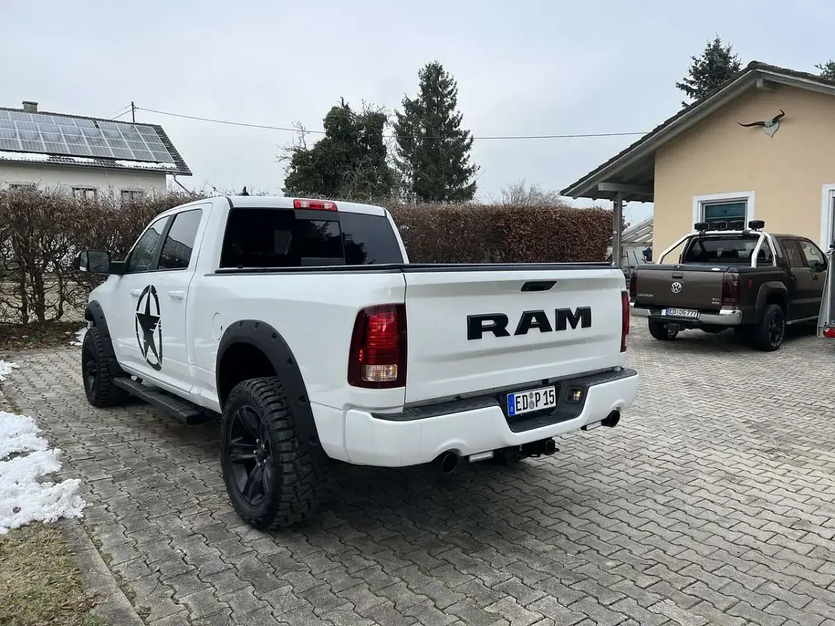 Gebraucht RAM 1500 243 PS (178 kW) 2019 Pickup