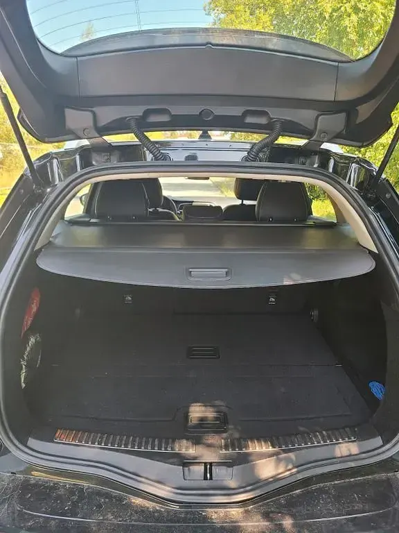 Gebraucht Renault Mégane IV Play 132 PS (97 kW) 2017 Schwarz Limousine